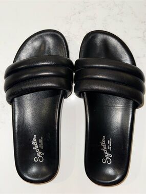 🐚Seychelles 🐚 Black Quilted Slide Sandals